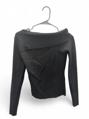 Oak+Fort Black Off-Shoulder Ribbed Long Sleeve Top - medium